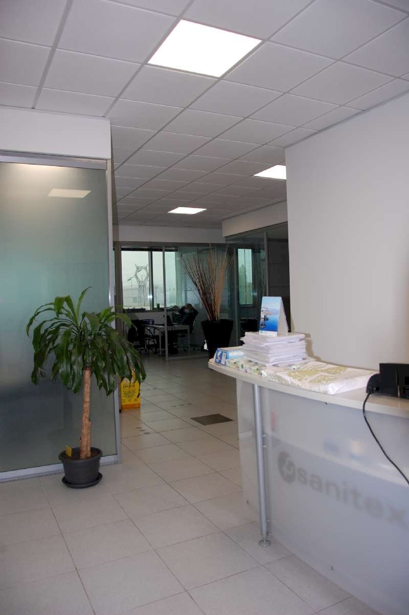 ufficio in vendita a Torino in zona Mirafiori Sud