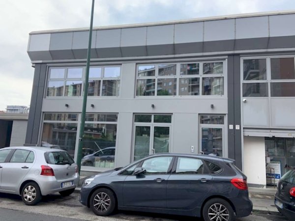 locale commerciale in vendita a Torino in zona Filadelfia