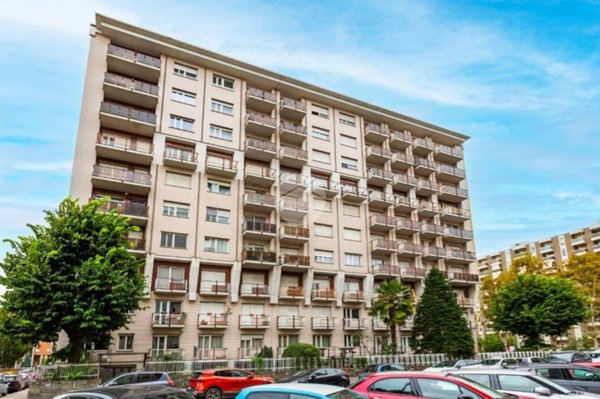 appartamento in vendita a Torino in zona Pozzo Strada