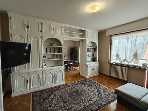 appartamento in vendita a Torino in zona Mirafiori Nord
