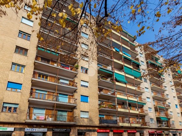 appartamento in vendita a Torino in zona Mirafiori Nord