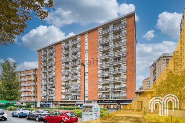 appartamento in vendita a Torino in zona Lingotto
