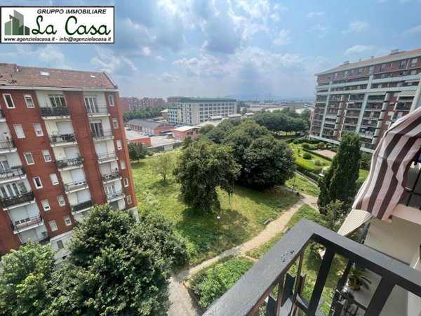 appartamento in vendita a Torino in zona Santa Rita