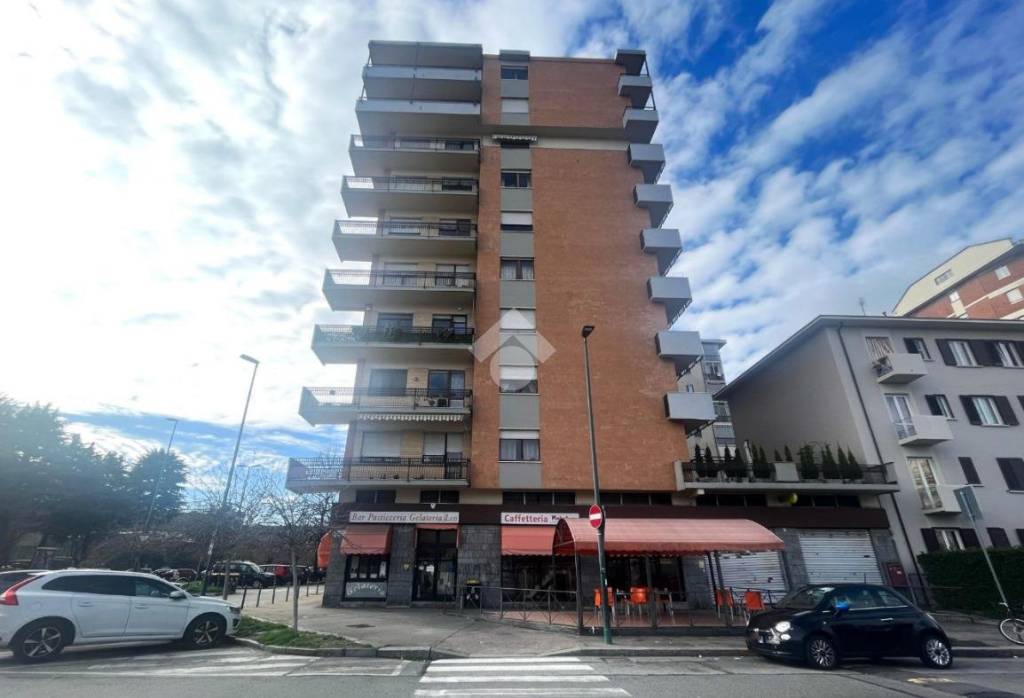 appartamento in vendita a Torino in zona Borgata Vittoria