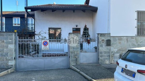 casa semindipendente in vendita a Torino in zona Barca