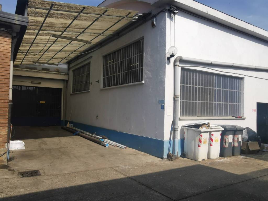 intera palazzina in vendita a Torino in zona Santa Rita