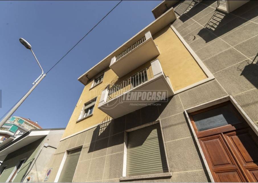 appartamento in vendita a Torino in zona Santa Rita