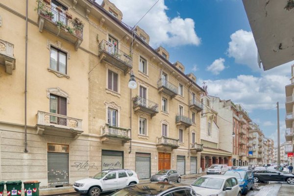 appartamento in vendita a Torino in zona Crocetta