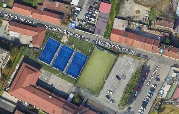 negozio in vendita a Torino in zona Lucento