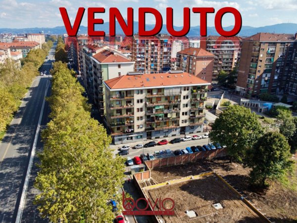 appartamento in vendita a Torino in zona Borgata Vittoria