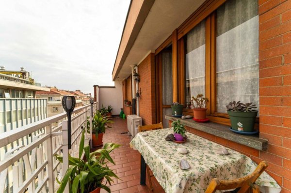 appartamento in vendita a Torino in zona San Salvario