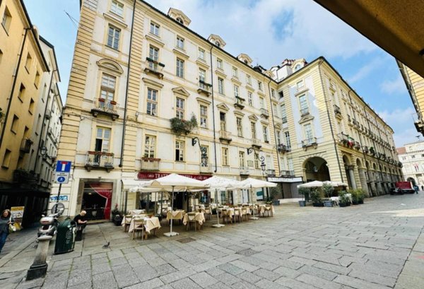 appartamento in vendita a Torino in zona Centro Storico
