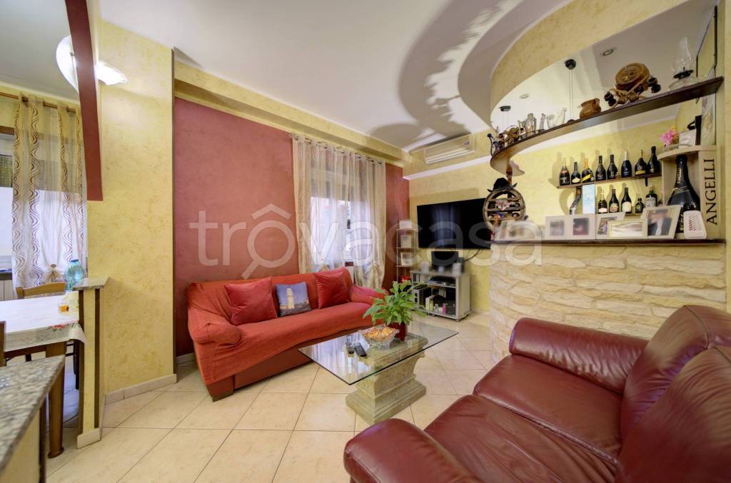 appartamento in vendita a Torino in zona Aurora