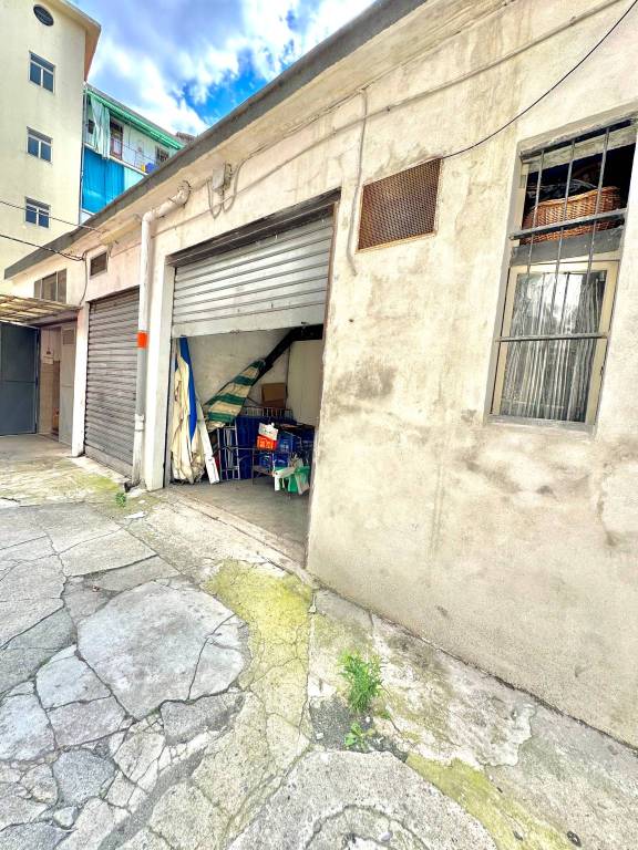 locale di sgombero in vendita a Torino in zona Barriera di Milano