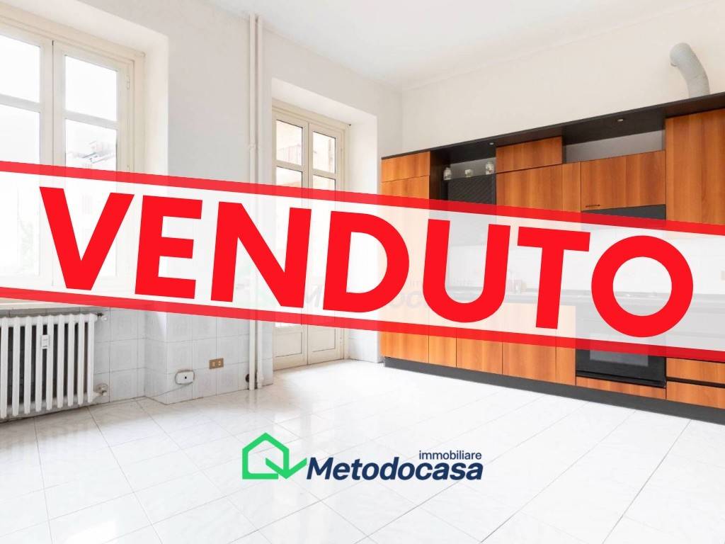 appartamento in vendita a Torino in zona Lingotto