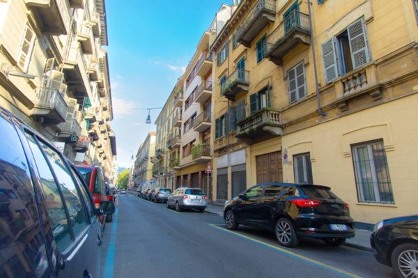 appartamento in vendita a Torino in zona San Salvario