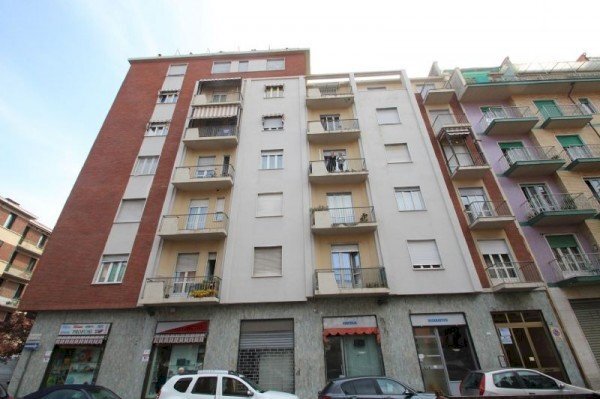 appartamento in vendita a Torino in zona Borgata Vittoria