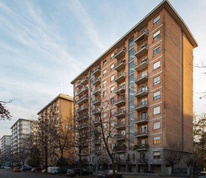appartamento in vendita a Torino in zona Mirafiori Nord