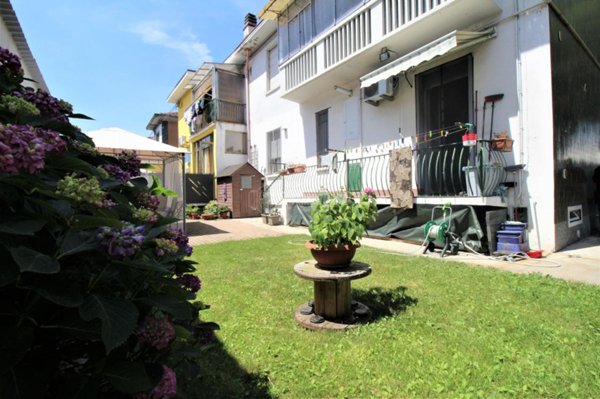 appartamento in vendita a Torino in zona Mirafiori Nord