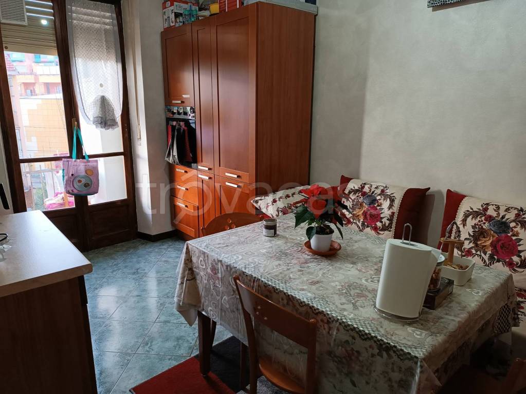 appartamento in vendita a Torino in zona Lucento