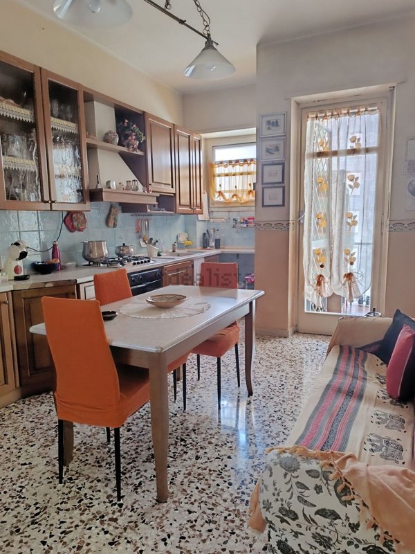appartamento in vendita a Torino in zona Santa Rita