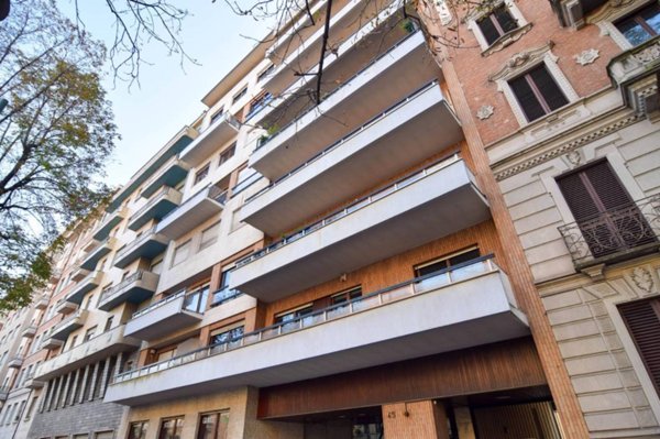 appartamento in vendita a Torino in zona Crocetta