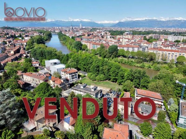 appartamento in vendita a Torino in zona Rosa