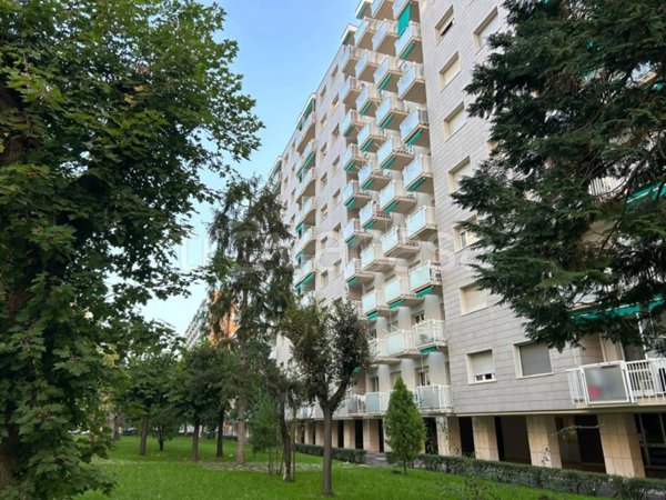 appartamento in vendita a Torino in zona Cit Turin