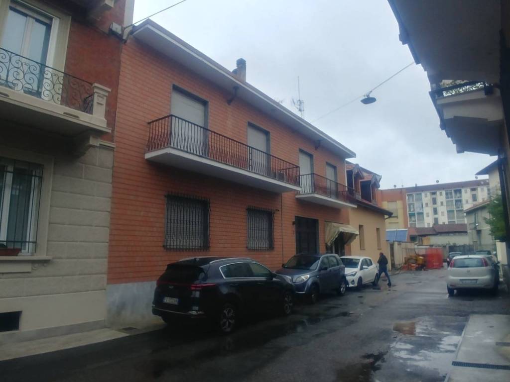 appartamento in vendita a Torino in zona Lucento