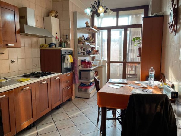 appartamento in vendita a Torino in zona Vallette