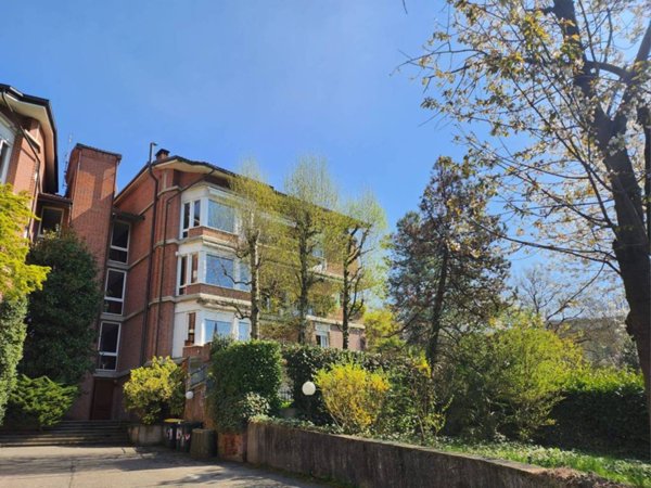 appartamento in vendita a Torino in zona Superga