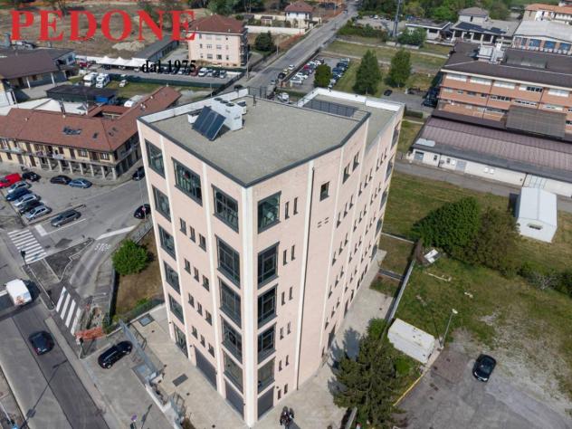 ufficio in vendita a Torino in zona Vallette