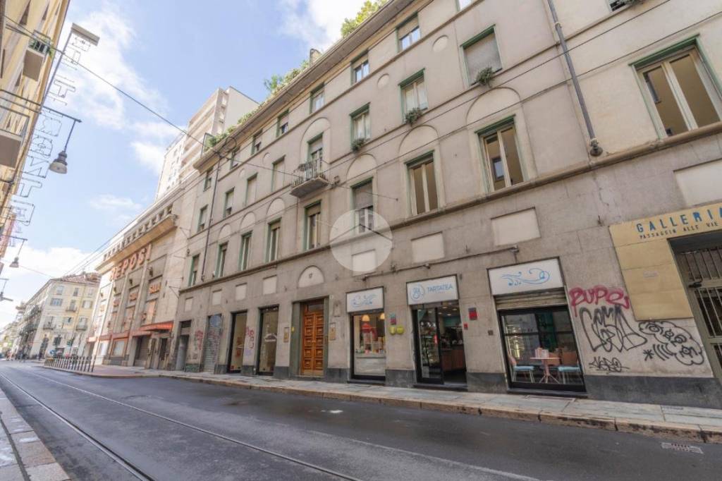 ufficio in vendita a Torino in zona Centro Storico