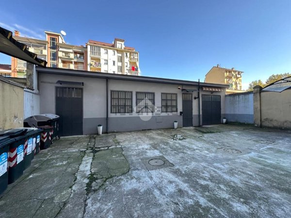 locale di sgombero in vendita a Torino