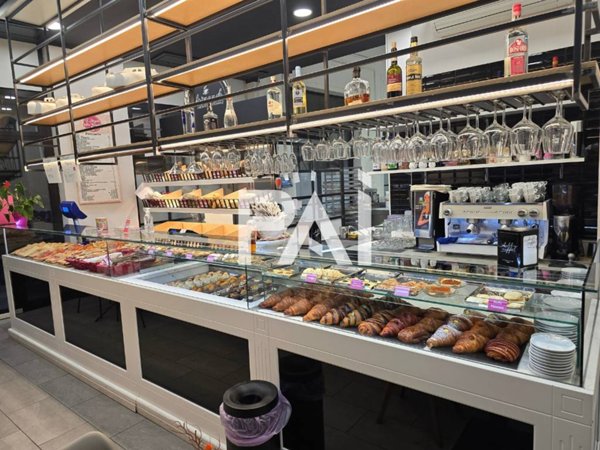 negozio in vendita a Torino in zona Borgata Vittoria
