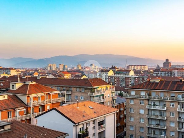 appartamento in vendita a Torino in zona Borgata Vittoria