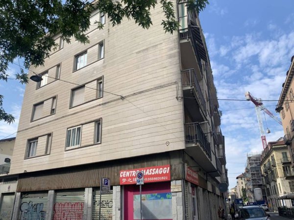 negozio in vendita a Torino in zona San Donato