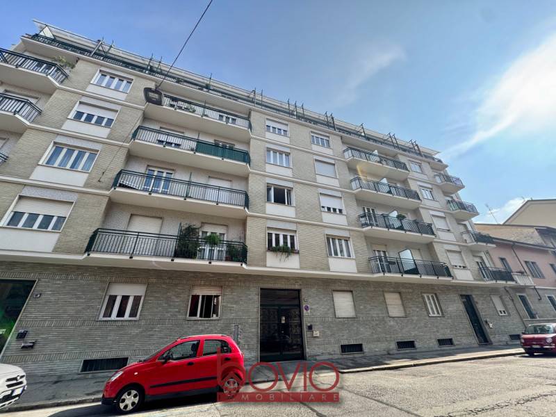 appartamento in vendita a Torino in zona Campidoglio
