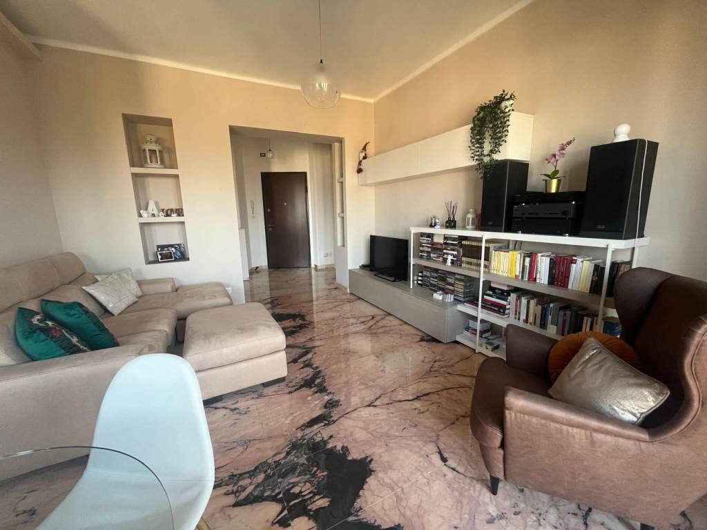 appartamento in vendita a Torino in zona Parella