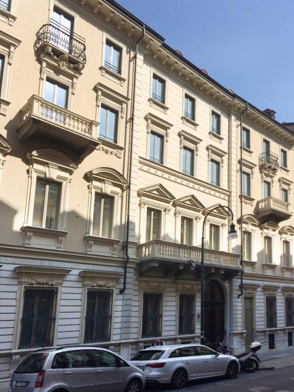 negozio in vendita a Torino in zona Centro Storico
