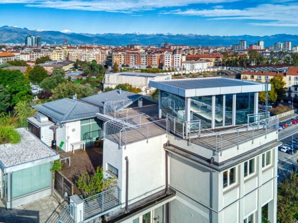 appartamento in vendita a Torino in zona Aurora