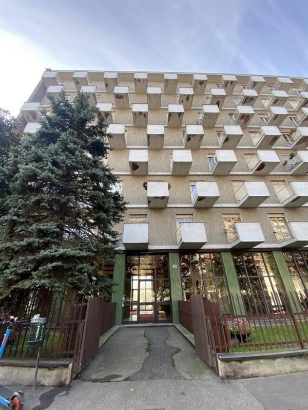 appartamento in vendita a Torino in zona Santa Rita