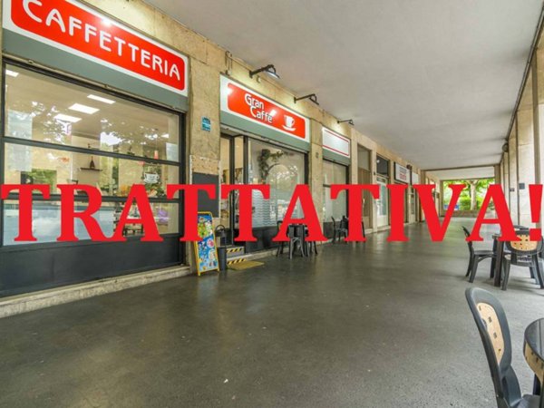 negozio in vendita a Torino in zona Mirafiori Sud