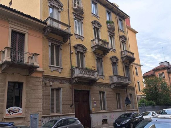 ufficio in vendita a Torino in zona San Donato