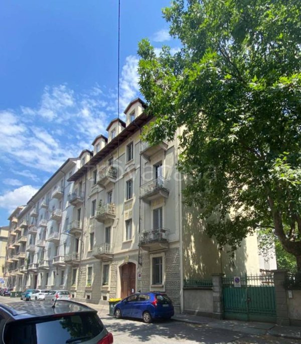 appartamento in vendita a Torino in zona Crocetta