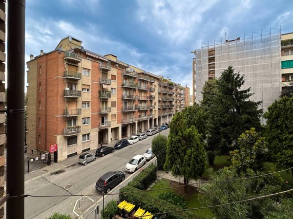 appartamento in vendita a Torino in zona Santa Rita