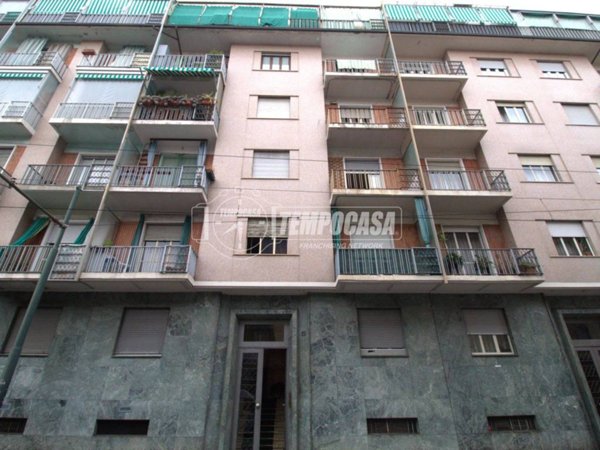 appartamento in vendita a Torino in zona Borgata Vittoria