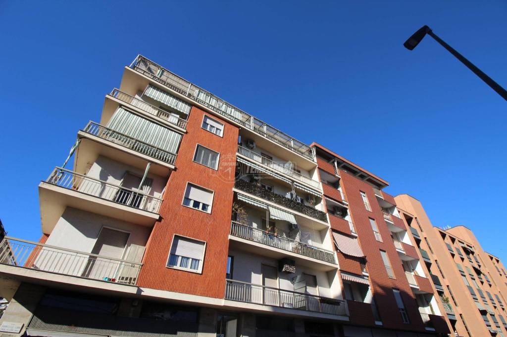 appartamento in vendita a Torino in zona Santa Rita