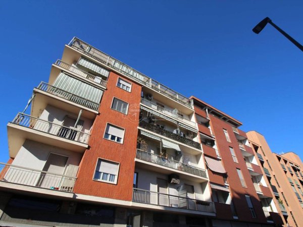 appartamento in vendita a Torino in zona Mirafiori Nord