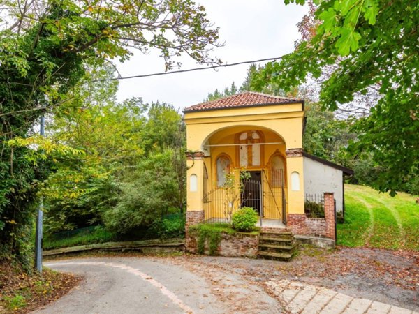 casa indipendente in vendita a Torino in zona Superga